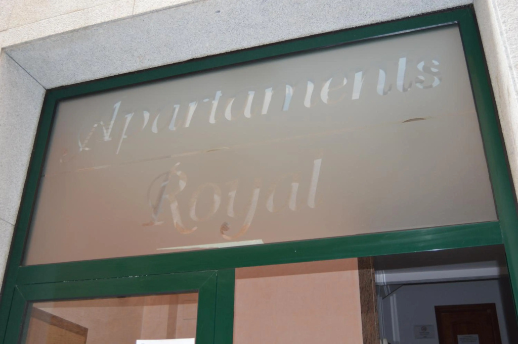 Apartamentos Royal