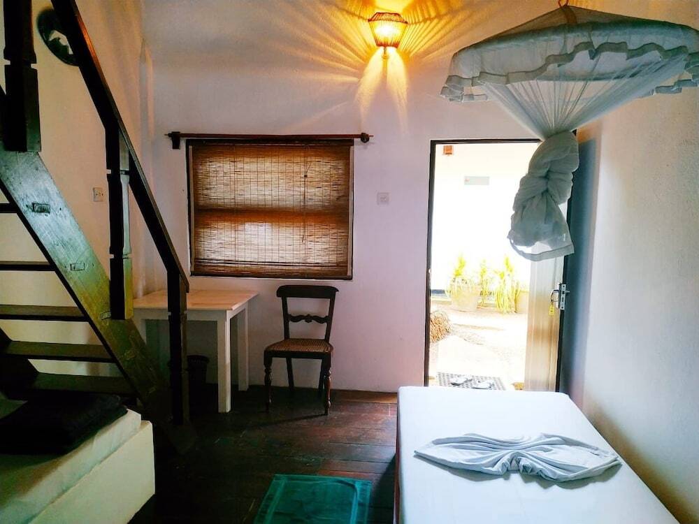 Full Moon Resort