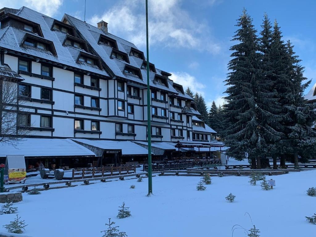 Konaci Suncani Vrhovi - Koznik A305