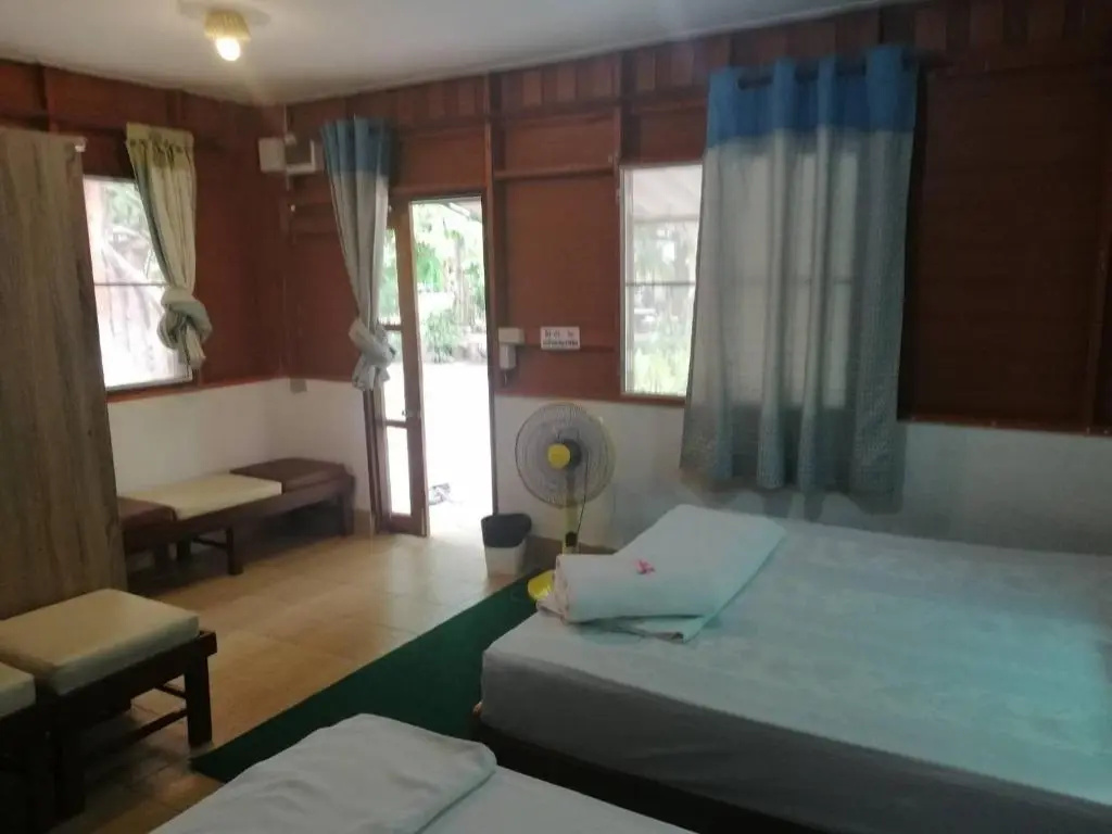 2 Bedrooms Cottage