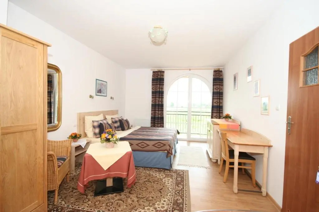 Standard Triple room with balcony