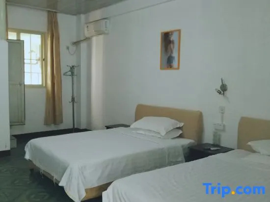Economy Double room (twin beds)