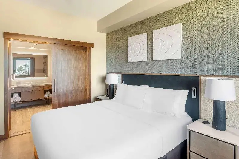 Deluxe Double room with balcony (full double bed)