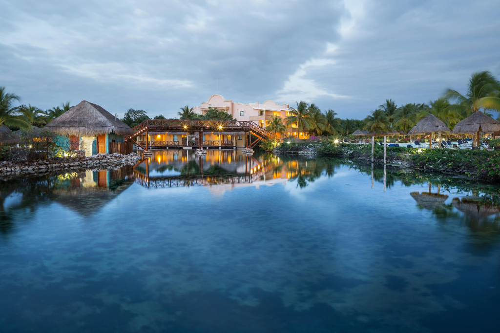 Grand Palladium Riviera Resort and Spa - All Inclusive