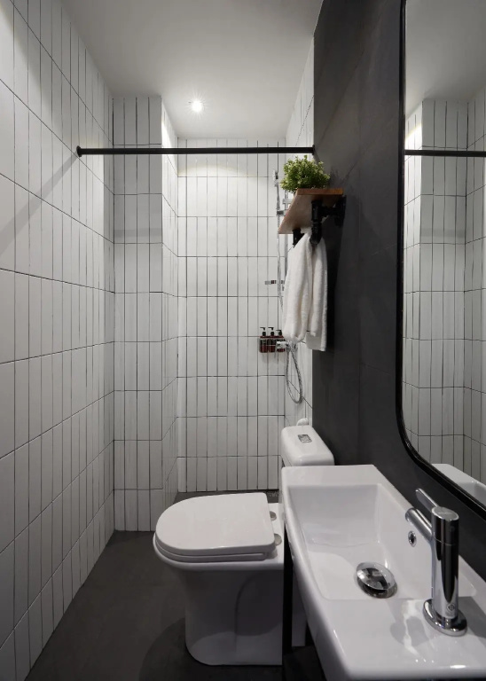 Standard Double room with balcony (full double bed)