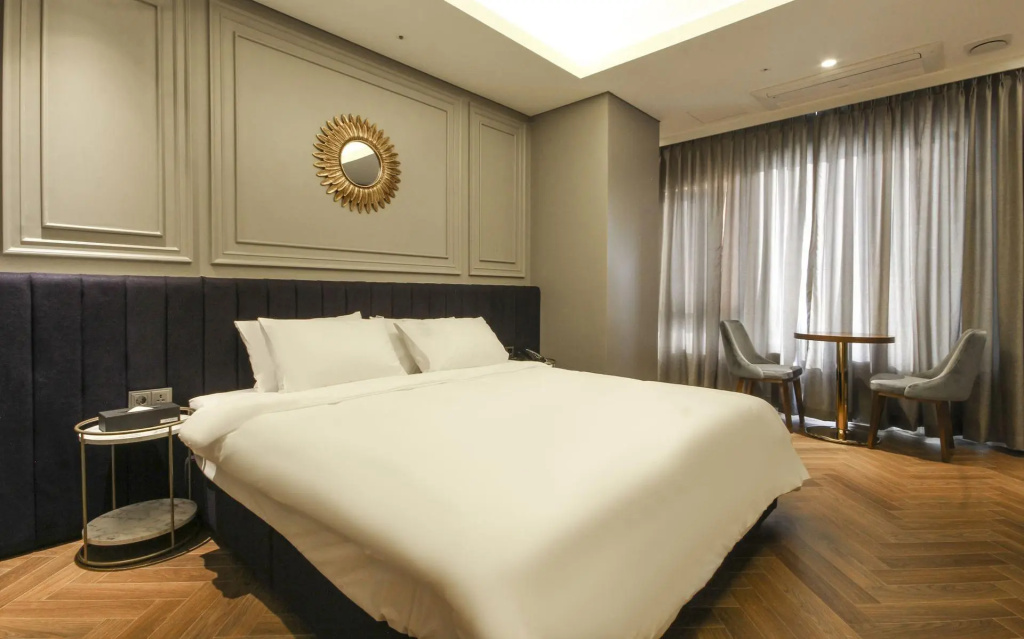 Superior room