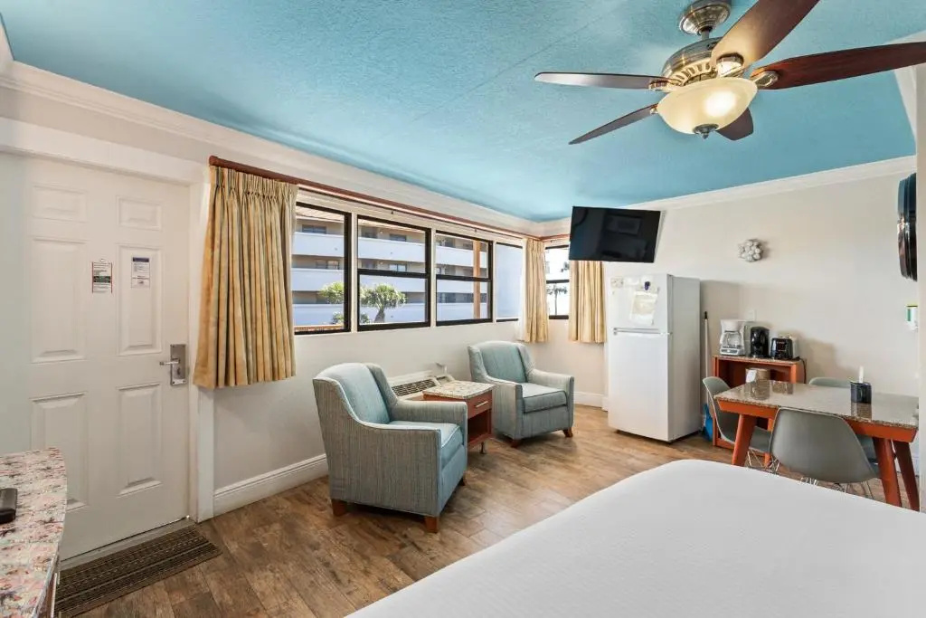 Plaza Beach Hotel Beachfront Resort - Chambres