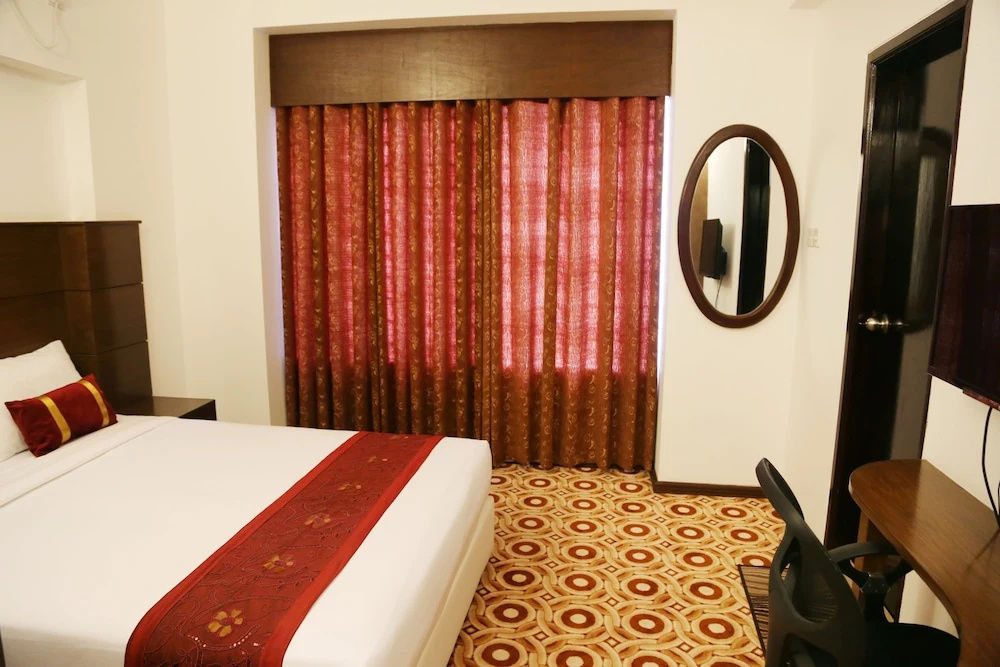 Grand Oriental Hotel - Chambres