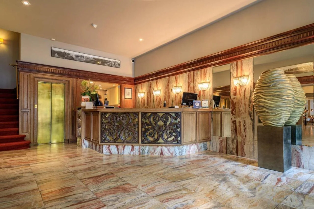 Boutique Hotel Corona
