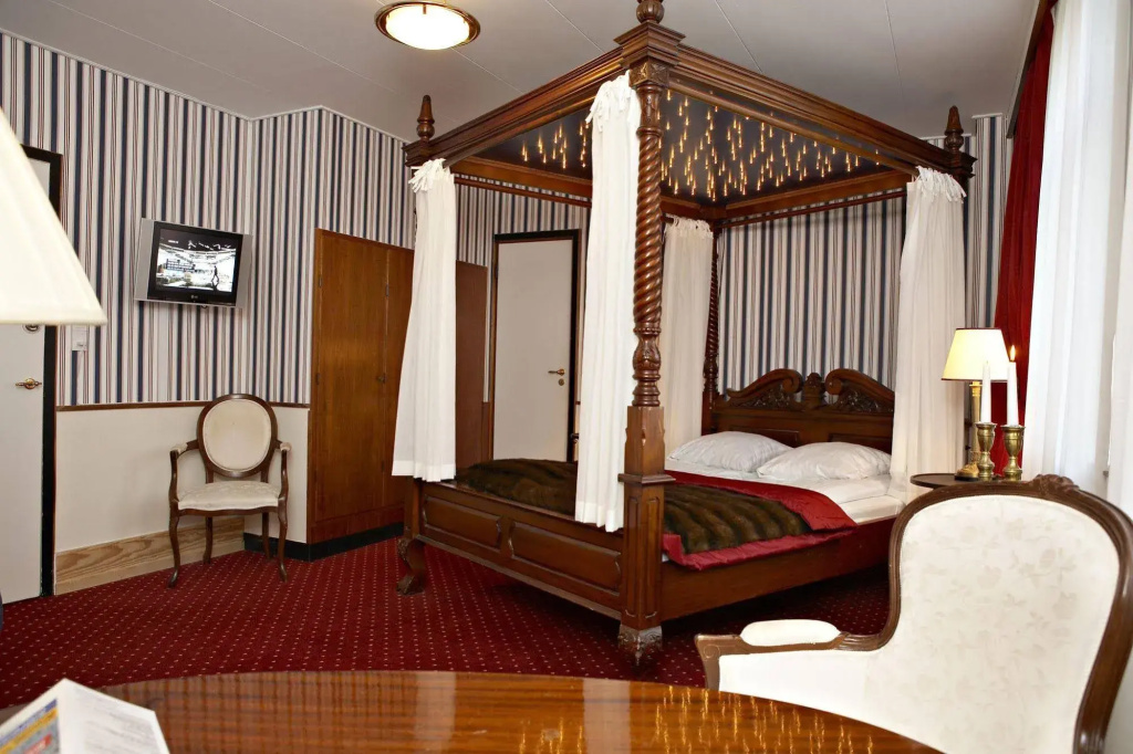 Hotel photo 32