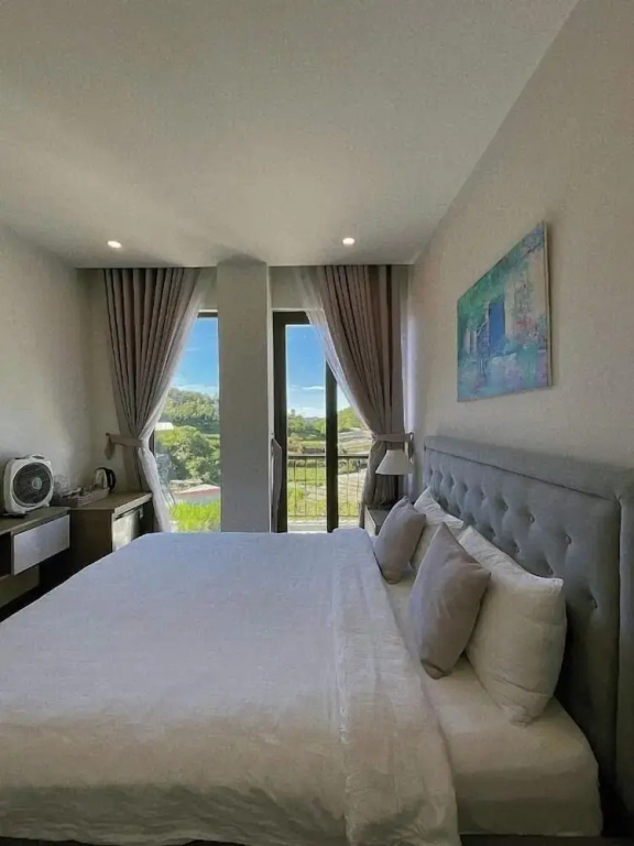 Standard Double room with garden view (full double bed)