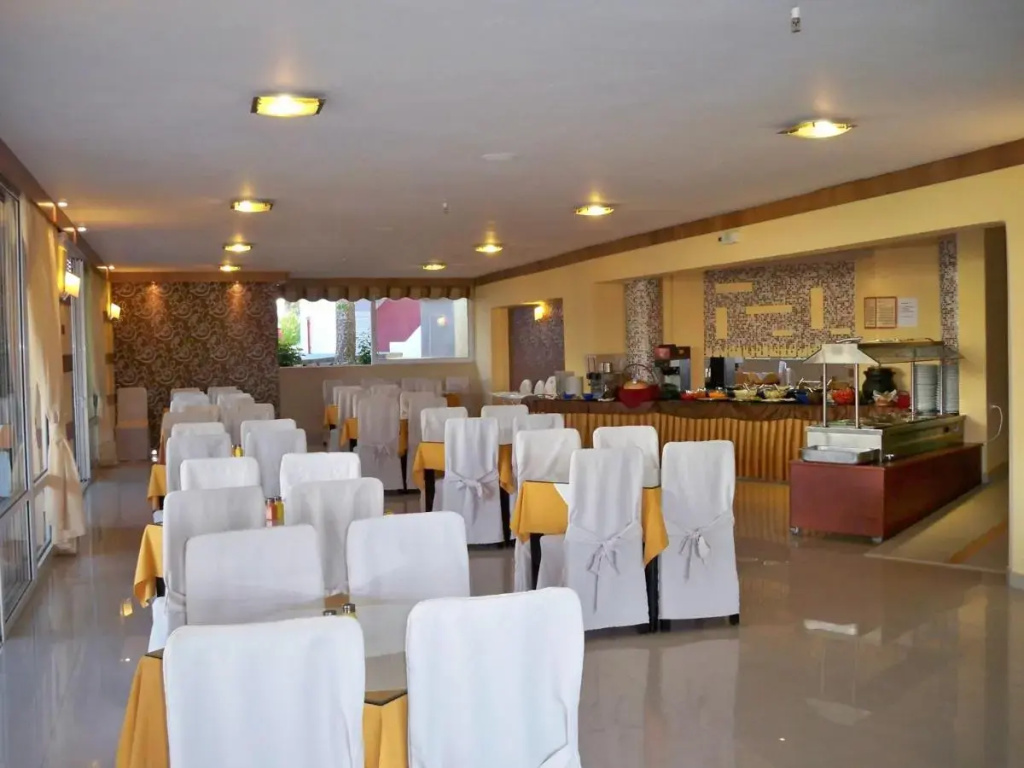Hotel photo 18