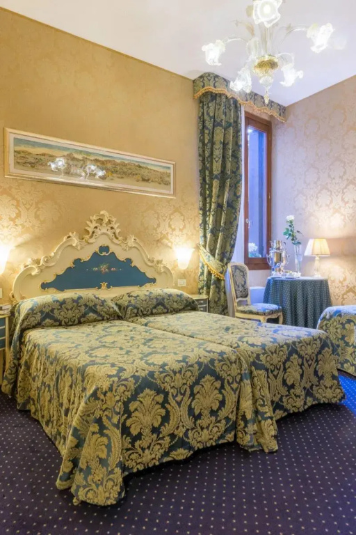 Standard Double room (twin beds)