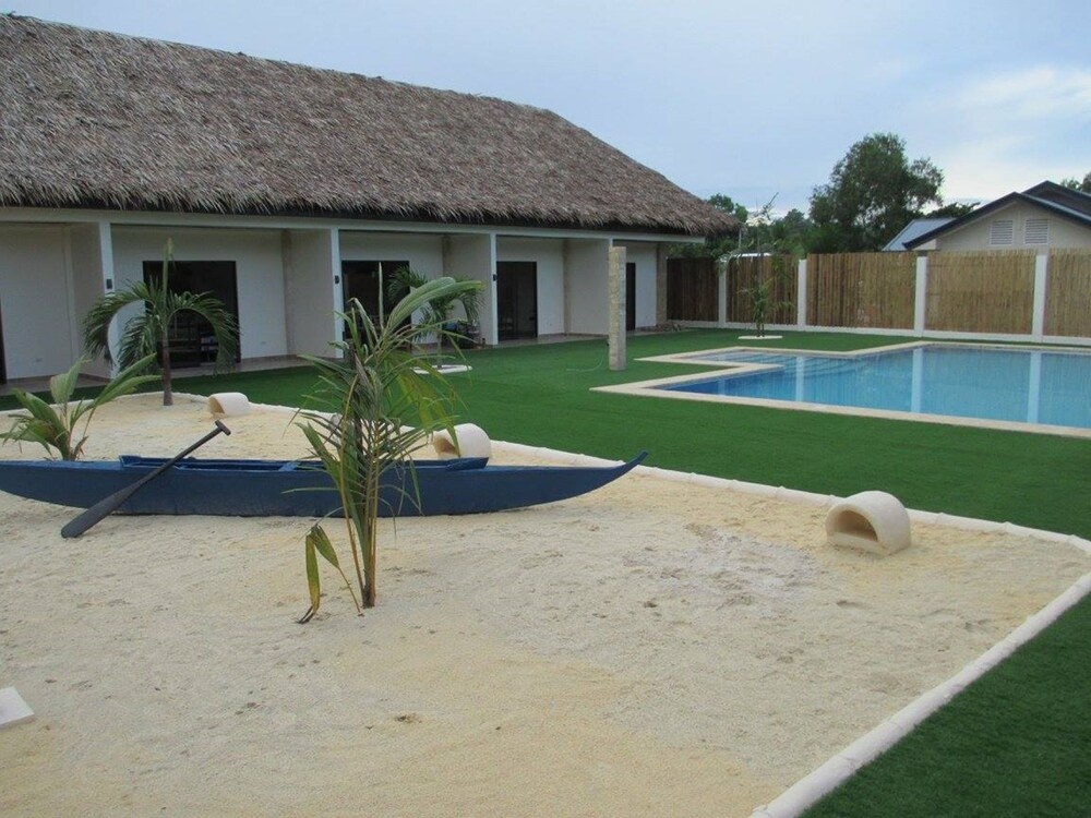 Beach & Waterfront
