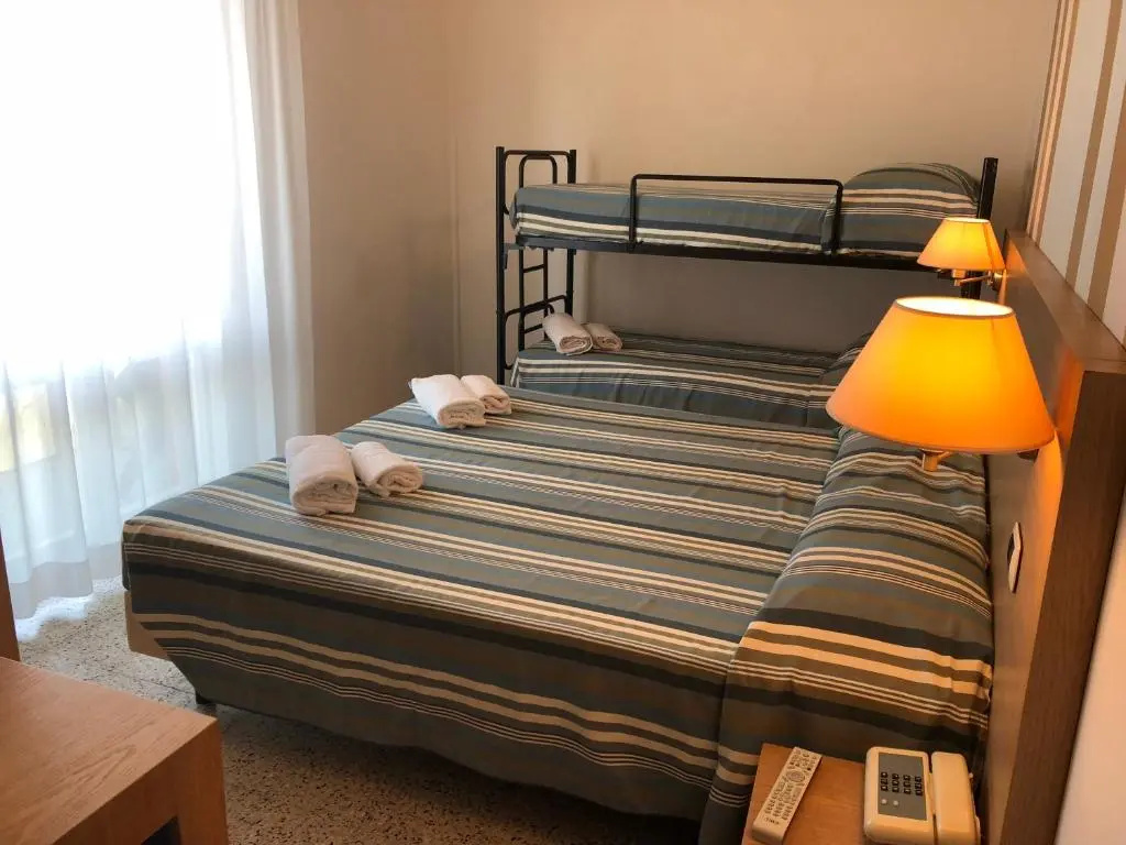 Hotel Gin - Chambres