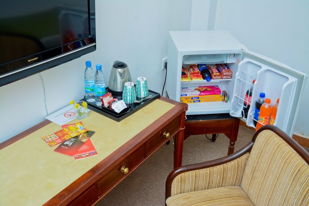 Monsoon Suites