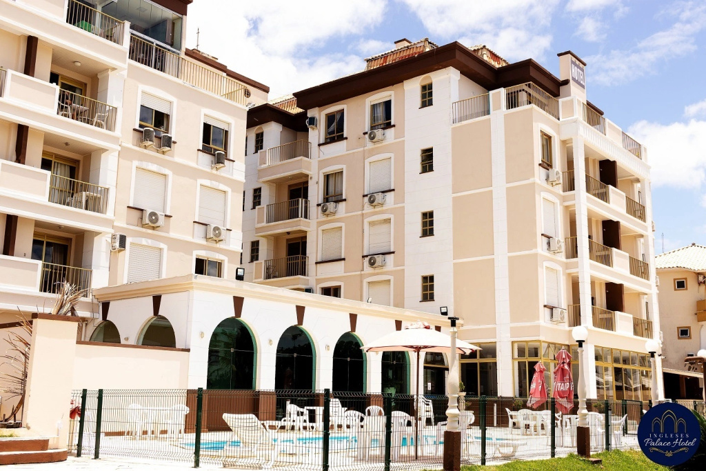 Ingleses Palace Hotel