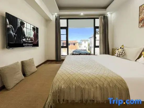 Double Family Suite (full double bed)
