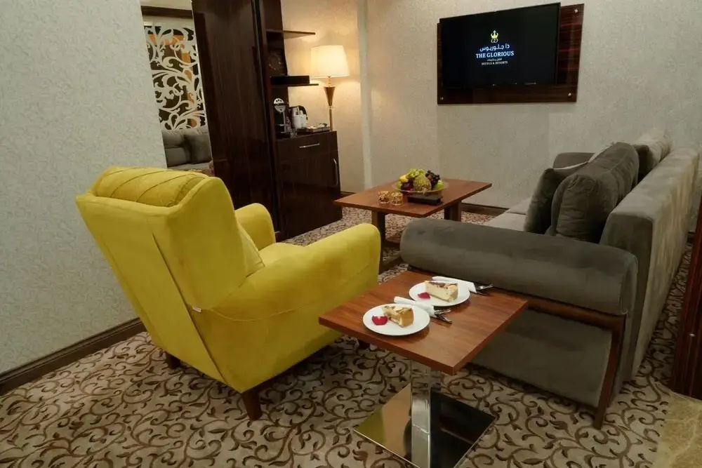 Lobby & Reception