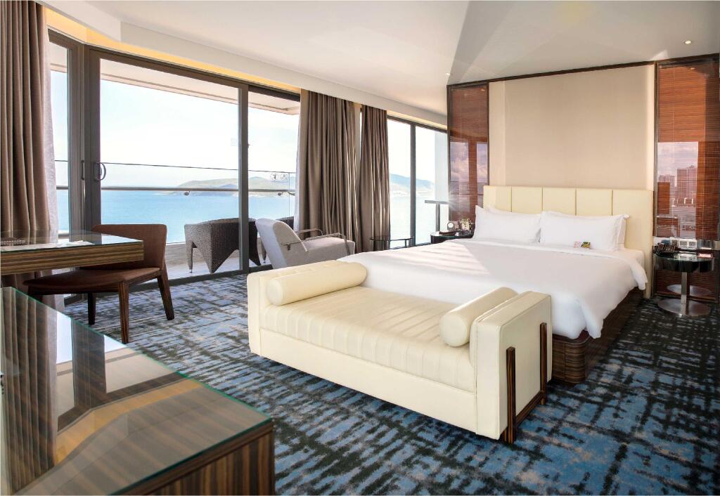 Queen Ann Hotel Nha Trang
