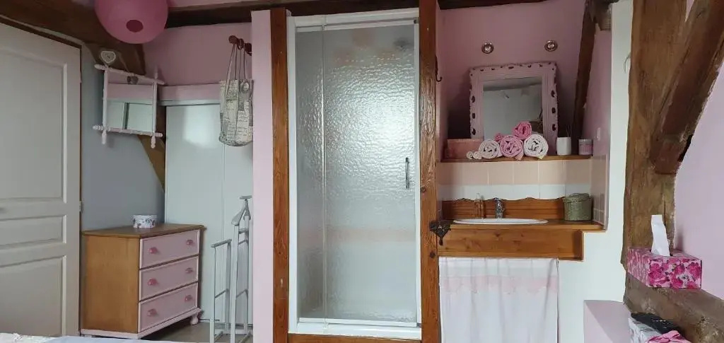 Comfort room