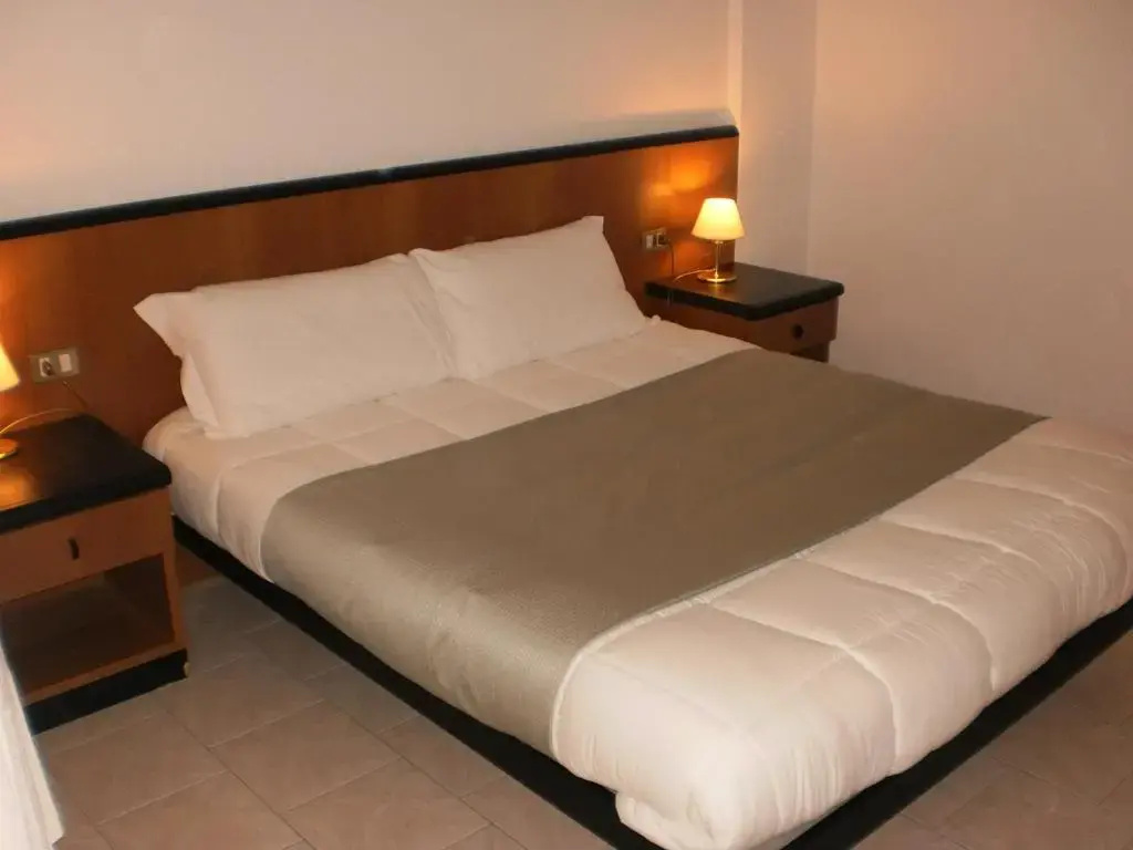 Economy room