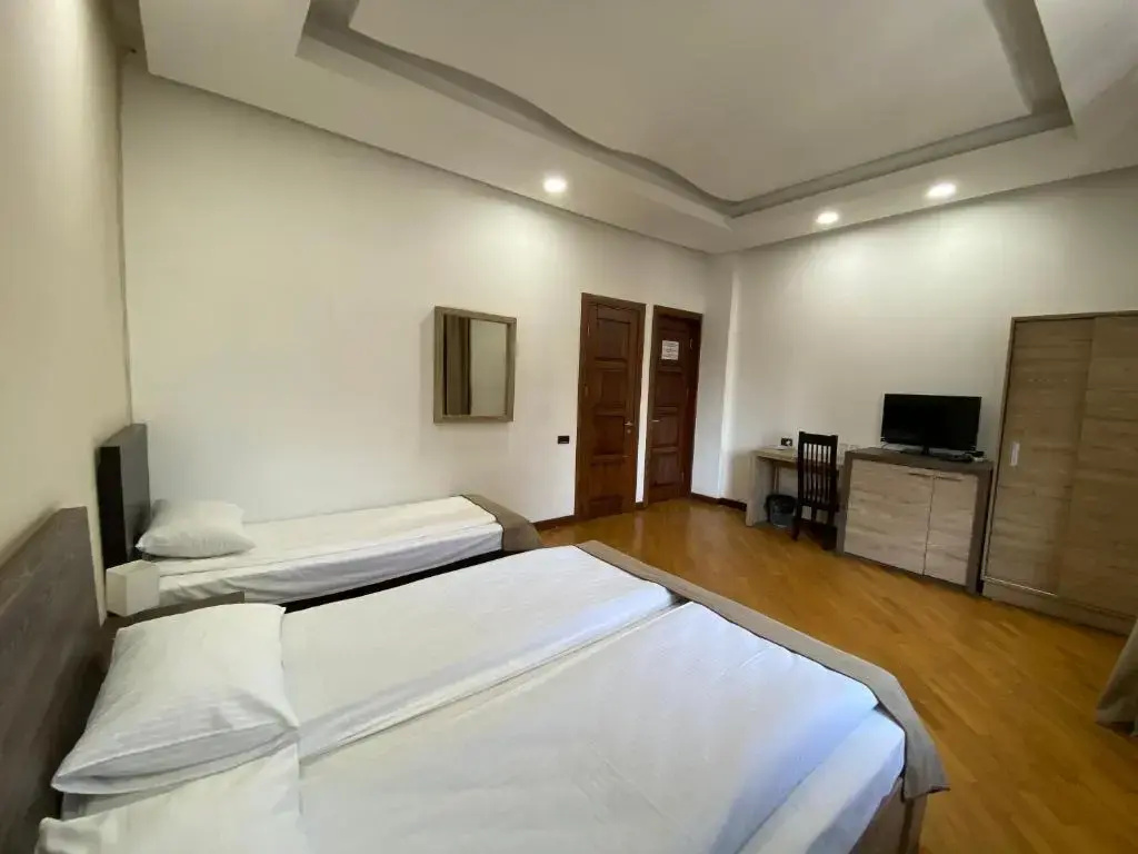 City Hotel by Picnic - Chambres