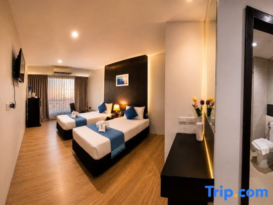 Superior Quadruple room