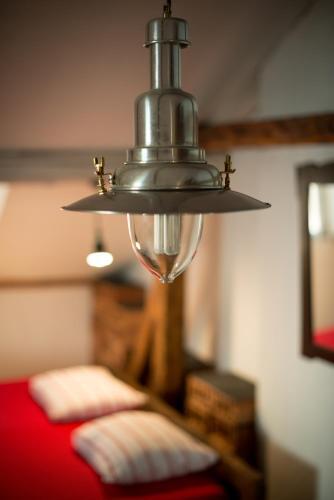 gallery_image_hidden_16