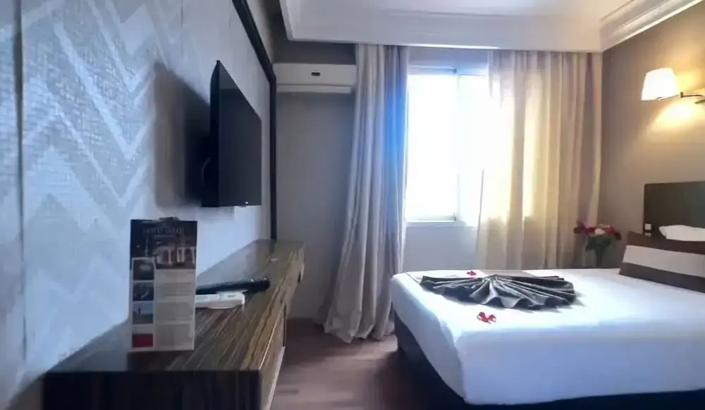 Hotel photo 11