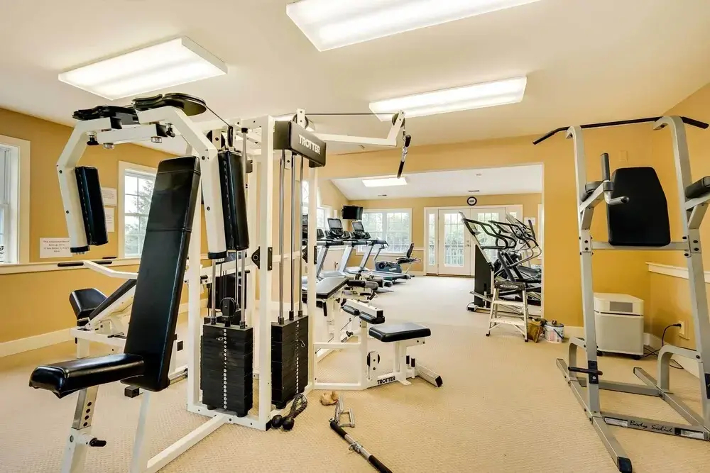 Adventure Home: Trails, Pool, Gym & Tennis Access - фото 11