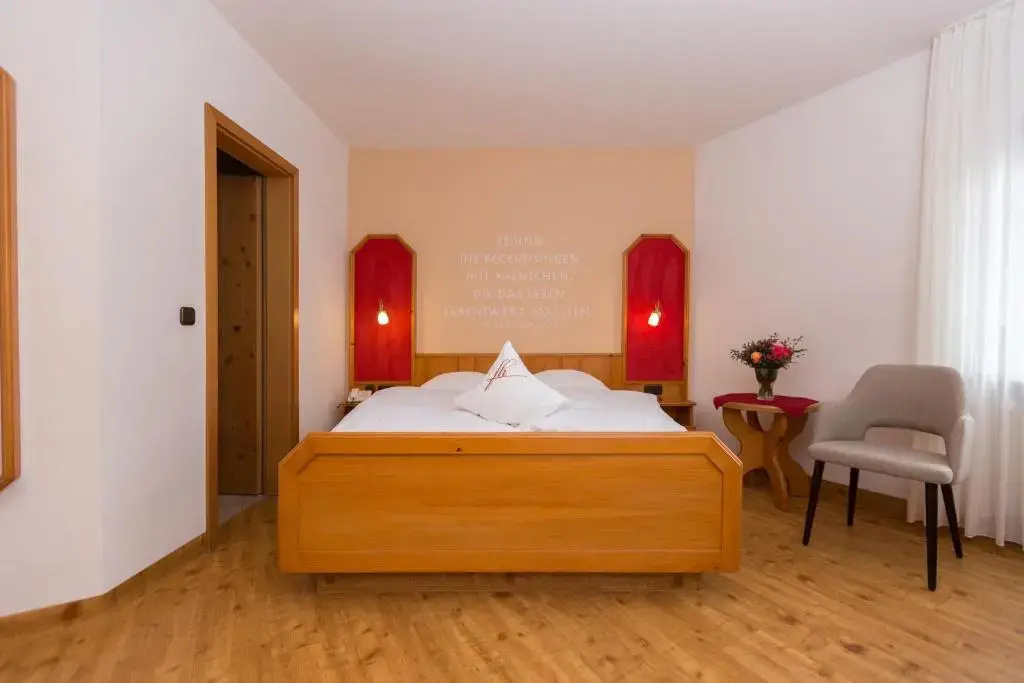 Standard Double room (full double bed)