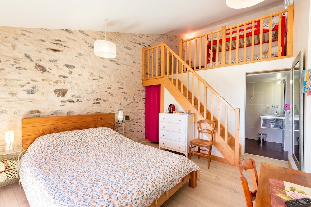 Maison Dhotes La Chevrerie — 5