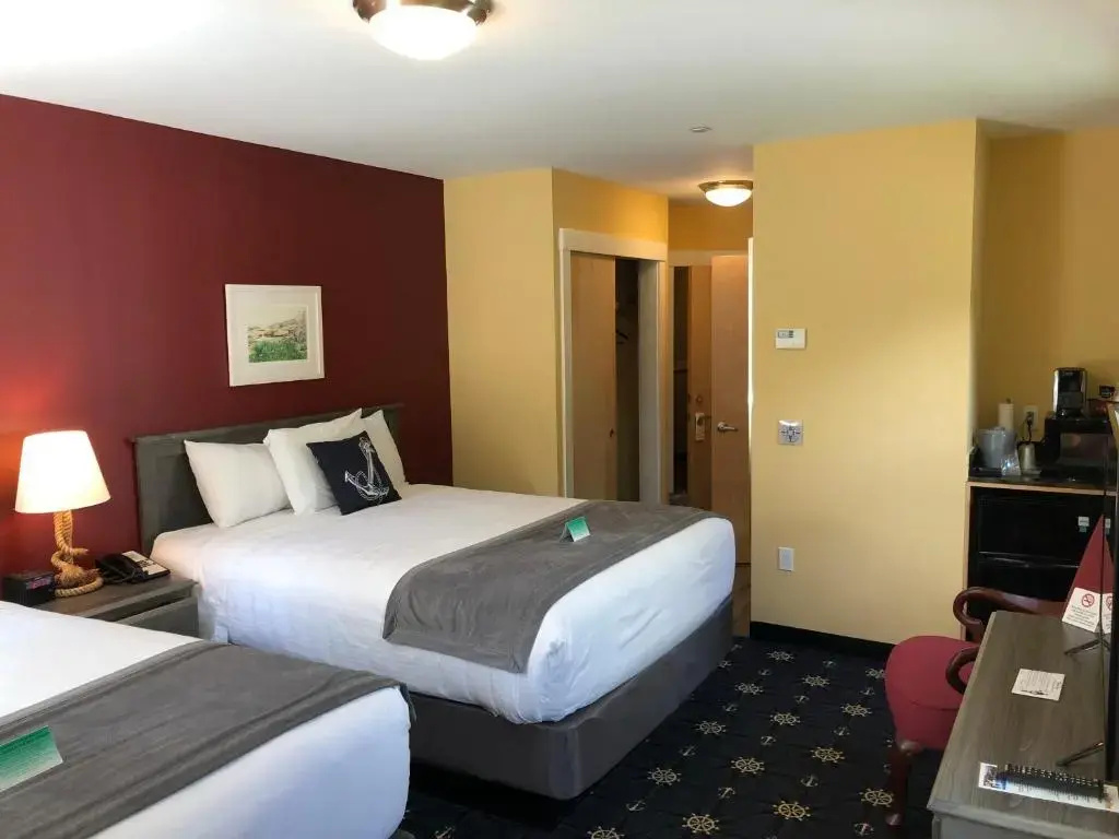 Economy Quadruple room