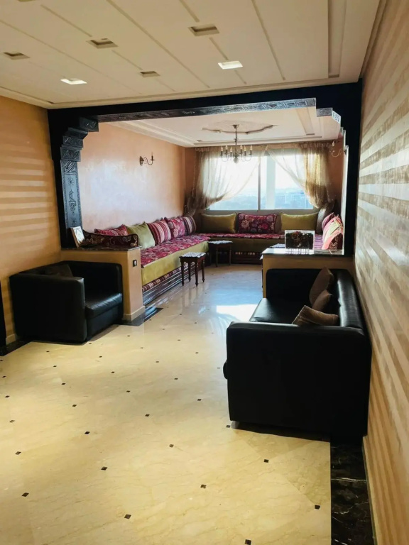 Very nice apartment near the city center & beach