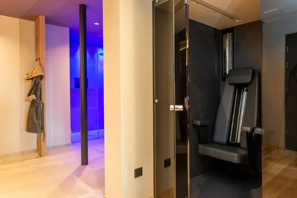 Premium Double Suite (full double bed)