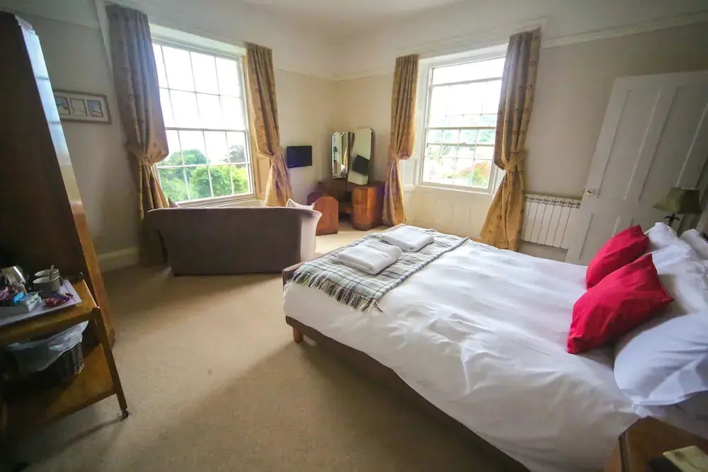 Standard Double room (full double bed)