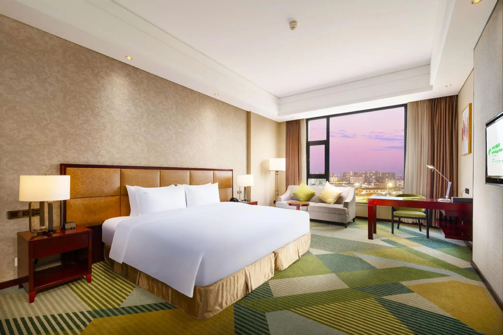 Superior Double room (full double bed)