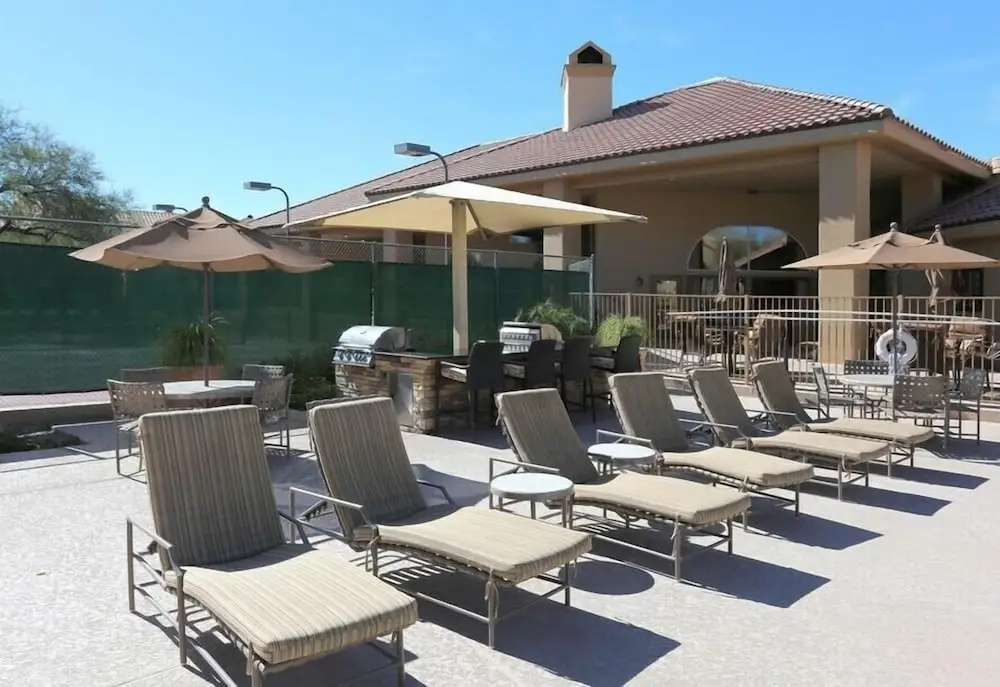 CozySuites TPC Scottsdale Parking & Pool