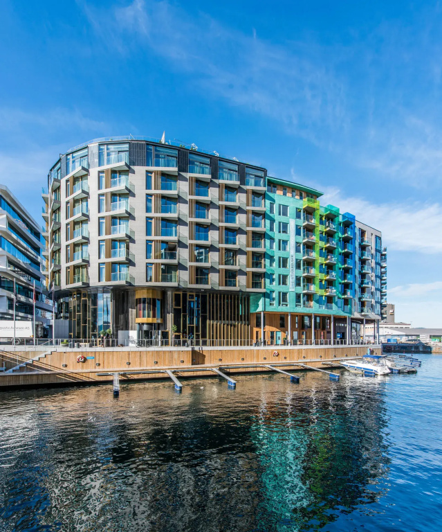 Beach & Waterfront