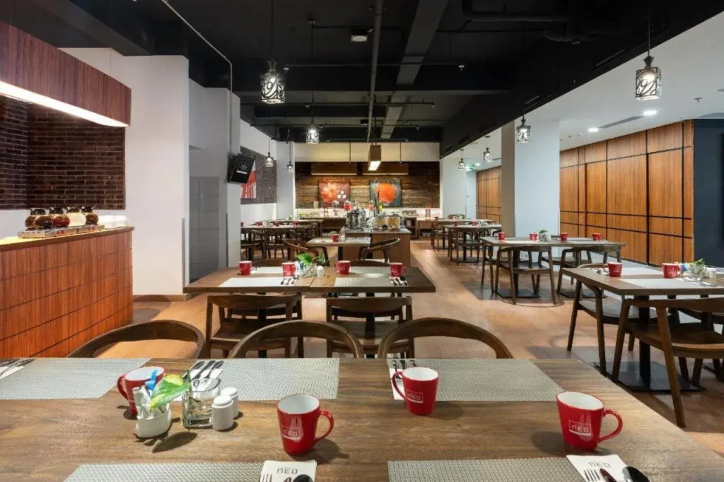 Food & Beverage