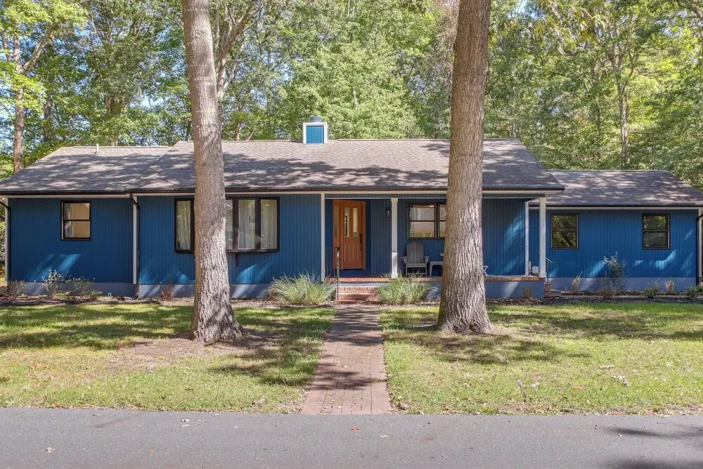 < 3 Mi to Bethany Beach! Wooded Retreat w/ Yard