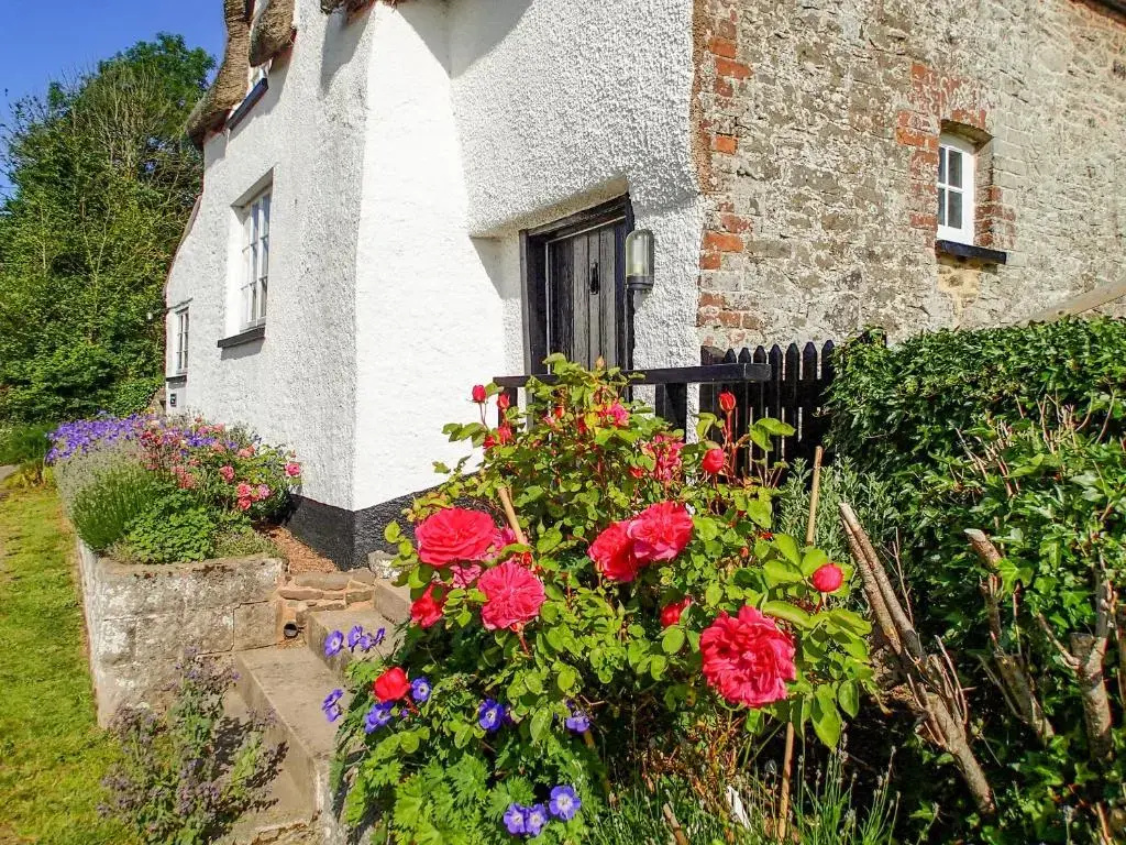 West Henstill House