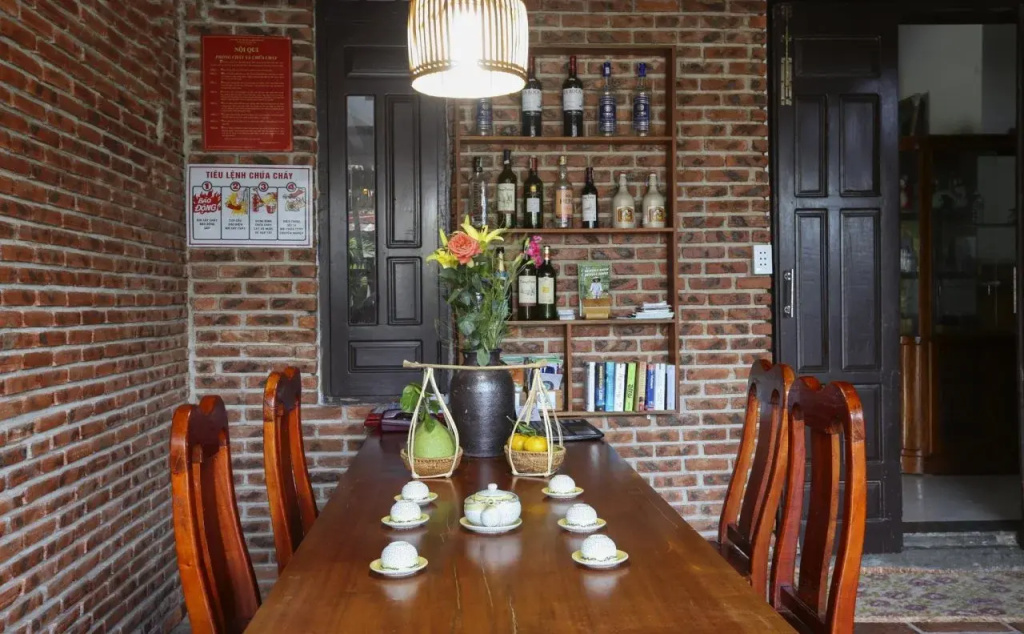 Food & Beverage