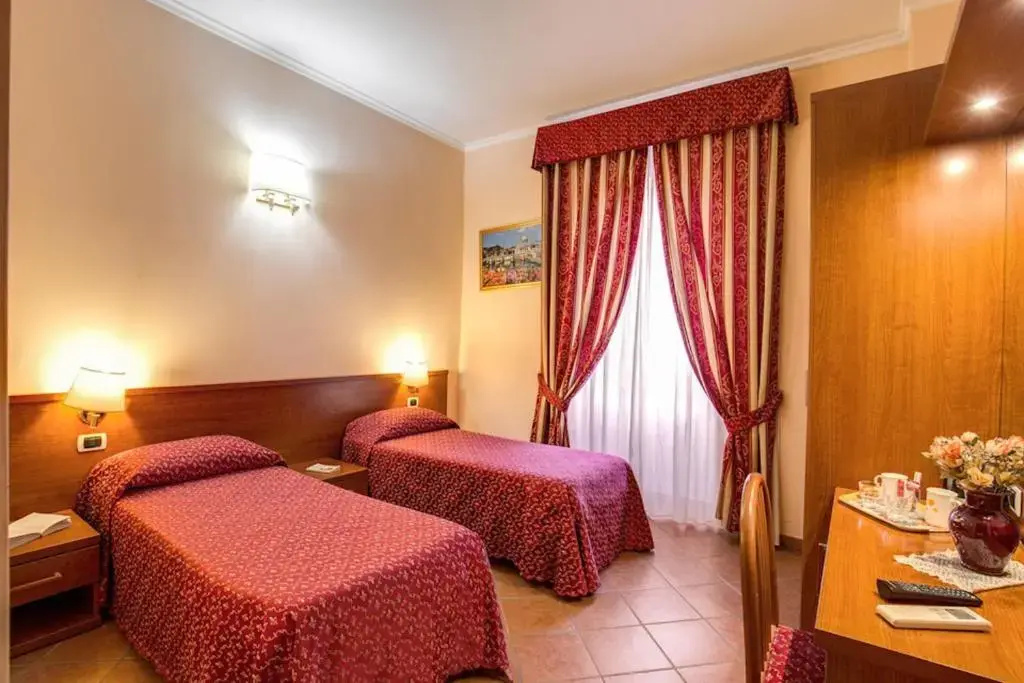 Double room (twin beds)