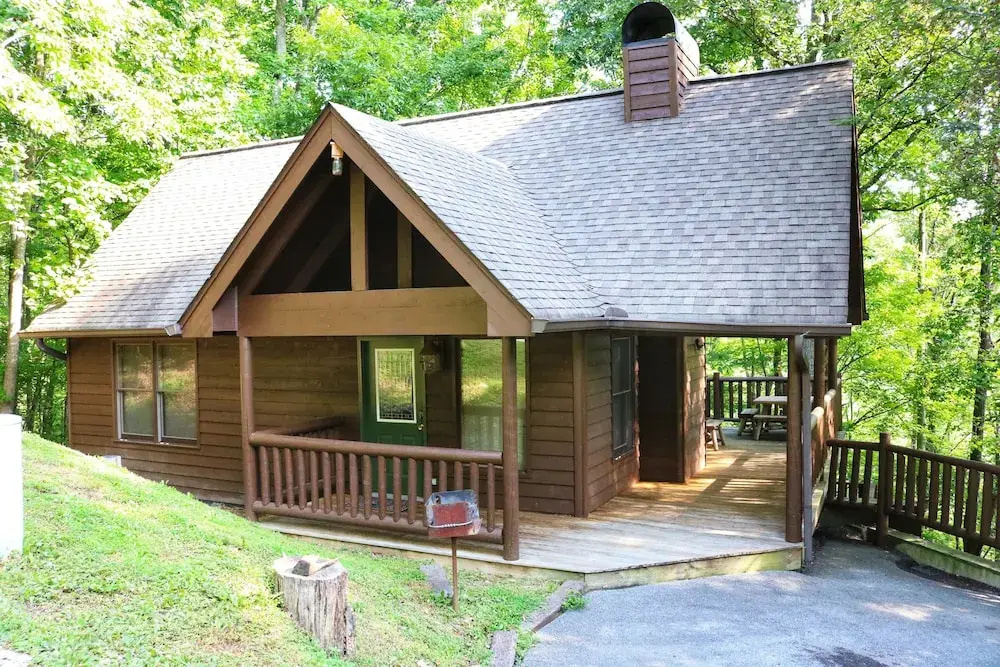 Acorn Ridge 2 Bedrooms 2 Bathrooms Cabin