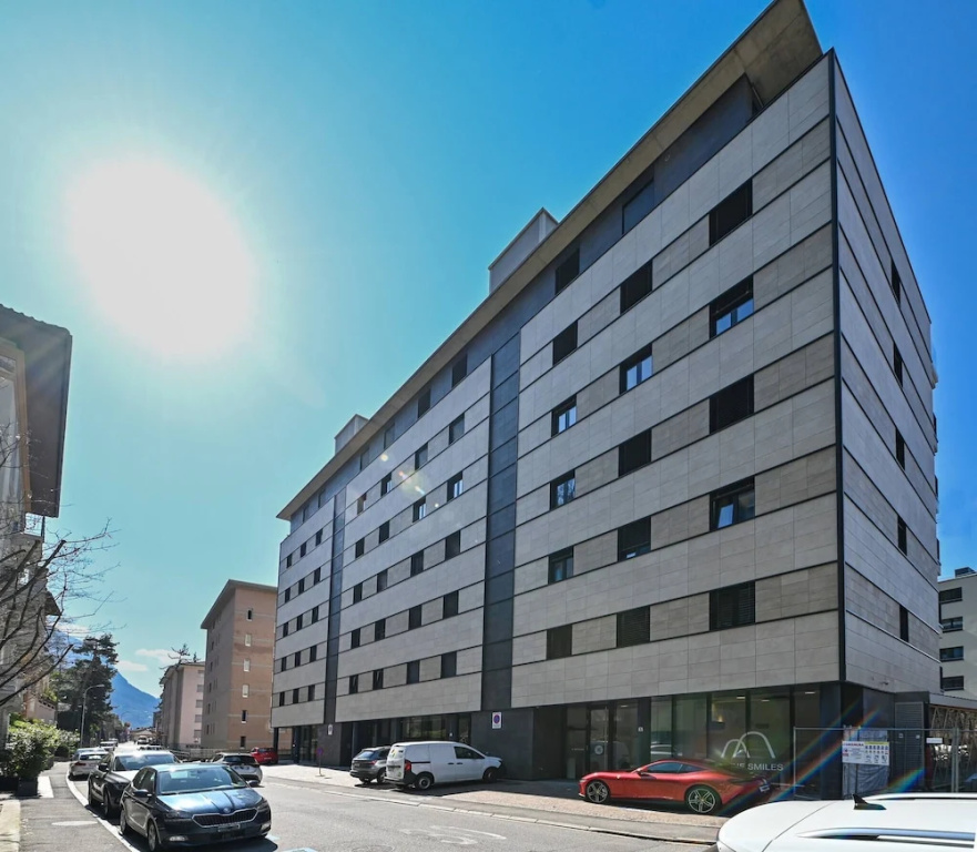 Lakeview 3 Bedroom Pico Penthouse in Lugano