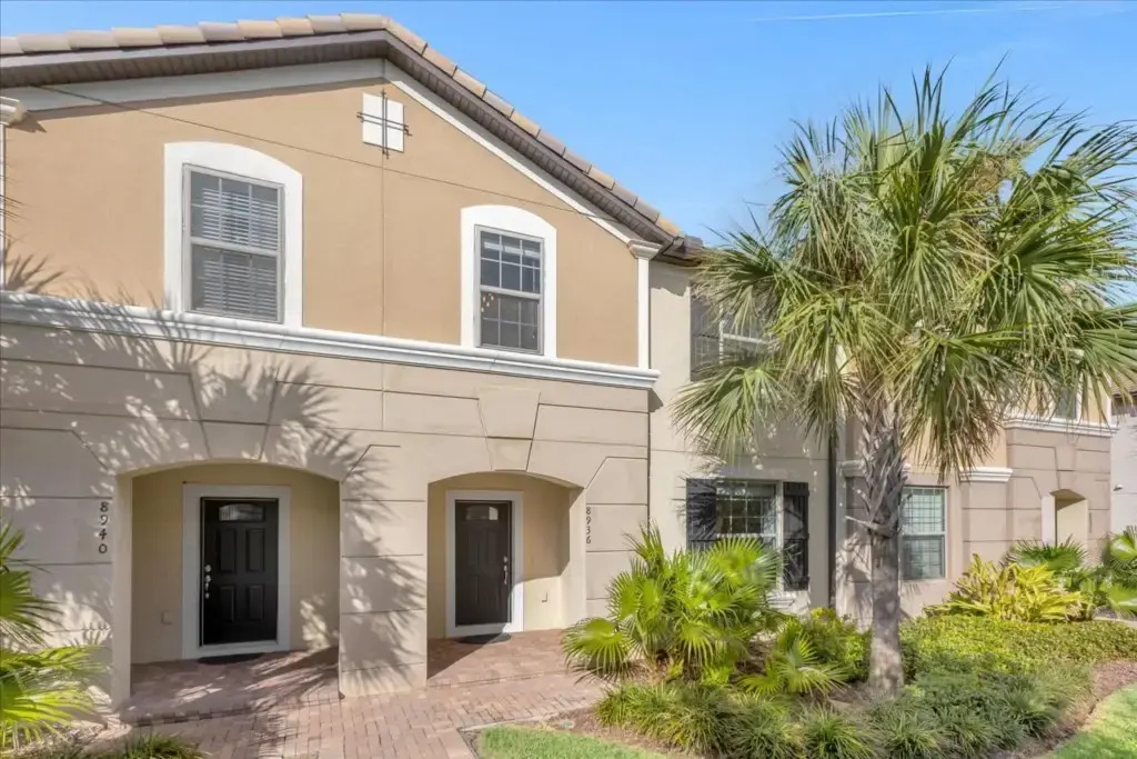 5 Bedrooms / 4.5 Bathrooms / Windsor at Westside (8936 AL), Kissimmee , US