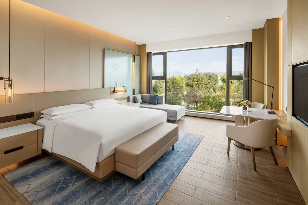 Standard Double room with garden view (full double bed)