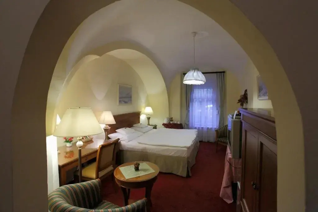 Superior Double room (full double bed)